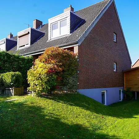 Ferienhaus Ahoi - Nahe Yachthafen Groemitz